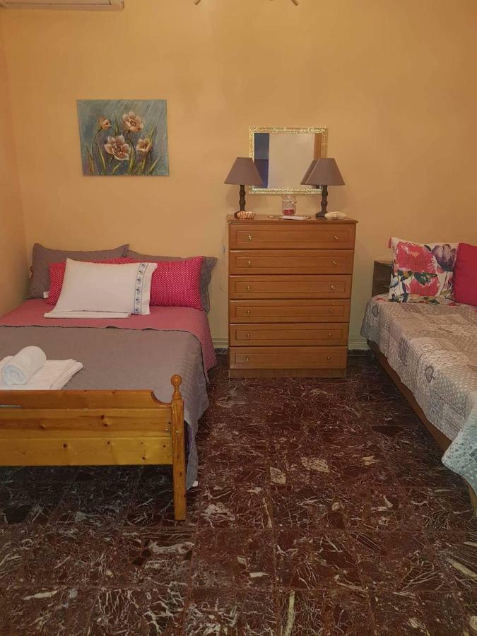 Granny'S Home كالامباكا المظهر الخارجي الصورة
